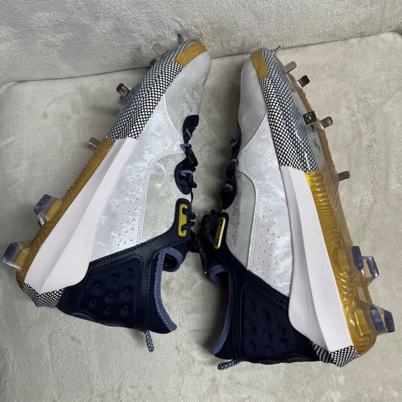 UNDER ARMOUR Cleats Mens Sz 13 HARPER 8 LOW ST METAL BASEBALL WHITE/NAVY BLUE - Picture 5 of 9